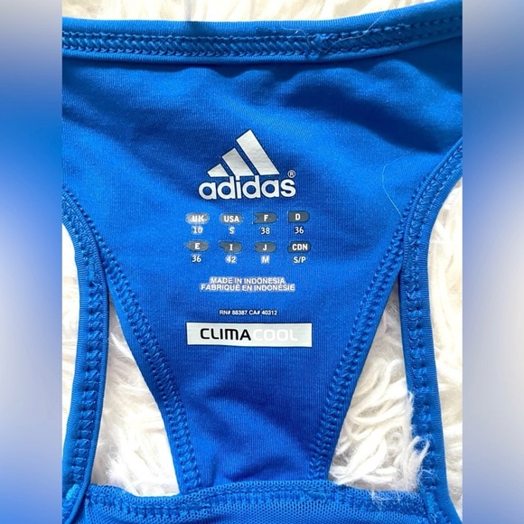 Adidas Climacool Racerback Tank Top. Built in Bra. White Stripe Accent. Size S - Picture 3 of 8
